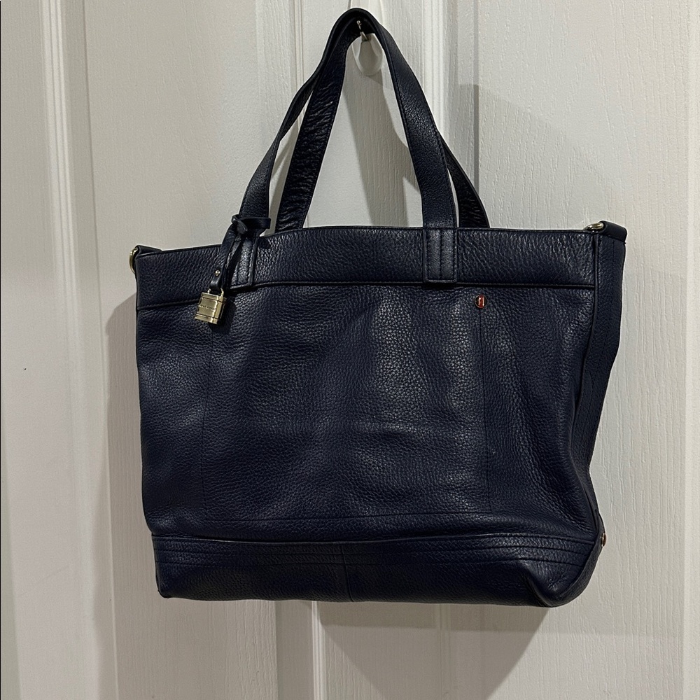 Tommy Hilfiger Navy Shoulder Bag